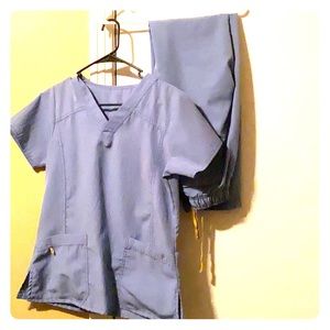 Wonder Wink 4-stretch scrubs- seal blue set